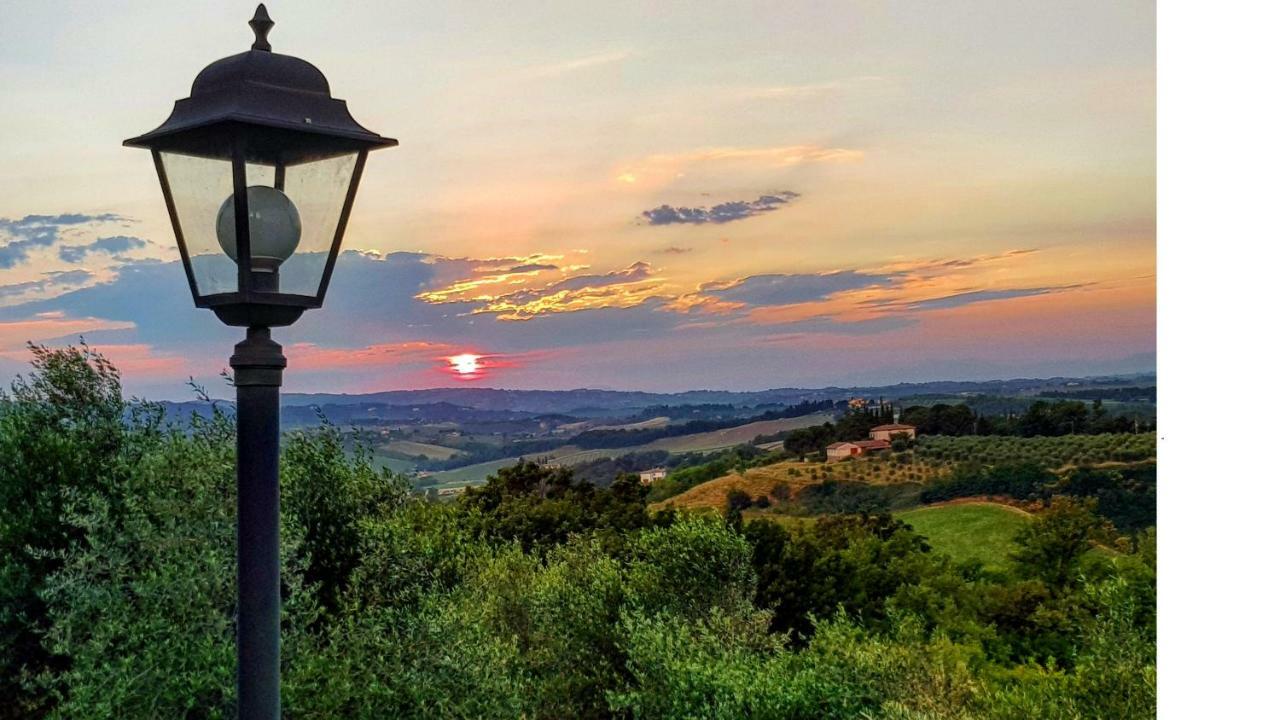 Appartamenti Ava E Tegrino Nell'Antica Dimora Di Fulignano Сан-Джиміньяно Екстер'єр фото